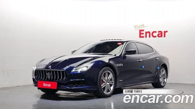 MASERATI QUATTROPORTE 2018 — 137 405 км, синий, Корея — под ключ — фото 1