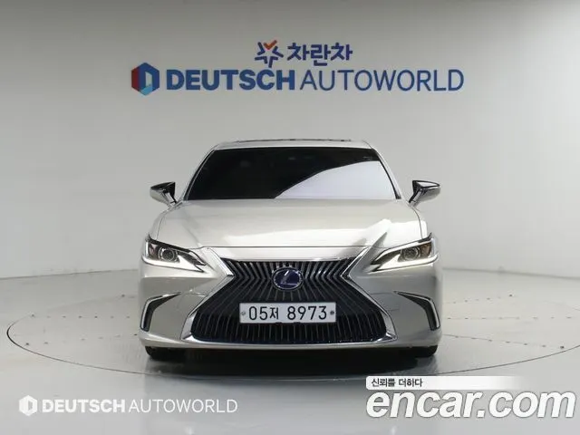 LEXUS ES300H 2019 — 53 962 км, серебристо-серый, Корея — под ключ — фото 3