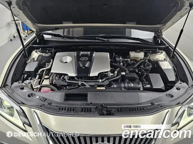 LEXUS ES300H 2019 — 53 962 км, серебристо-серый, Корея — под ключ — фото 6