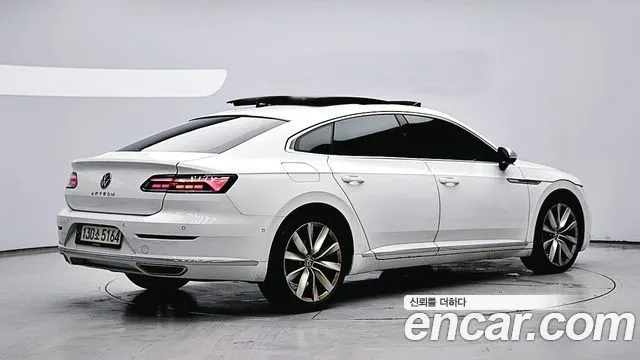 VOLKSWAGEN ARTEON 2022 — 91 735 км, белый, Корея — под ключ — фото 4