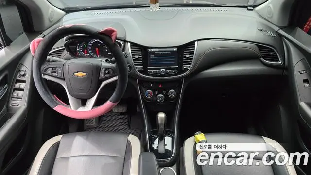 CHEVROLET TRAX 2018 — 85 242 км, чёрный, Корея — под ключ — фото 7
