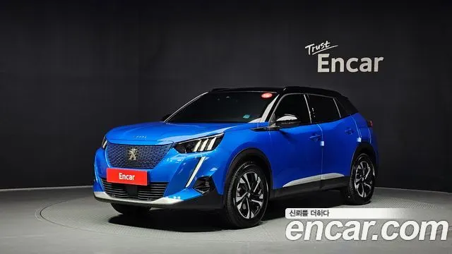 PEUGEOT E-2008 2023