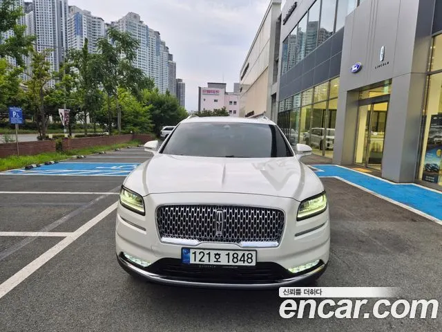LINCOLN NAUTILUS 2023