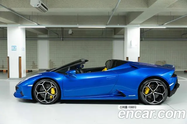 LAMBORGHINI HURACAN 2022 — 13 000 км, синий, Корея — под ключ — фото 8