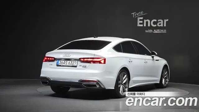 AUDI A5 2023