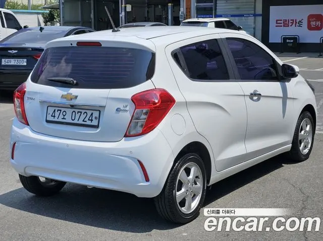 CHEVROLET SPARK 2016 — 114 659 км, белый, Корея — под ключ — фото 4