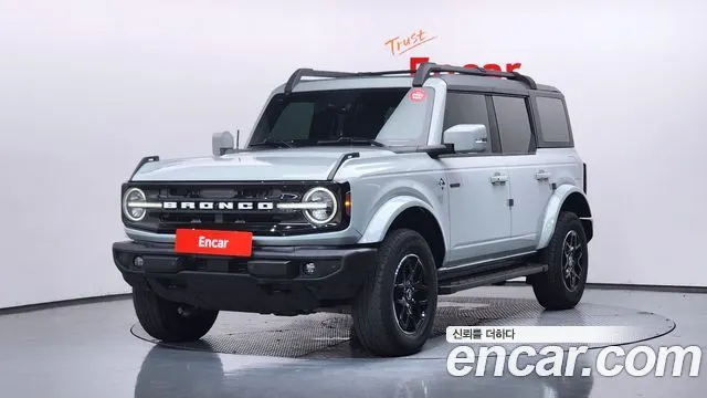 FORD BRONCO 2022