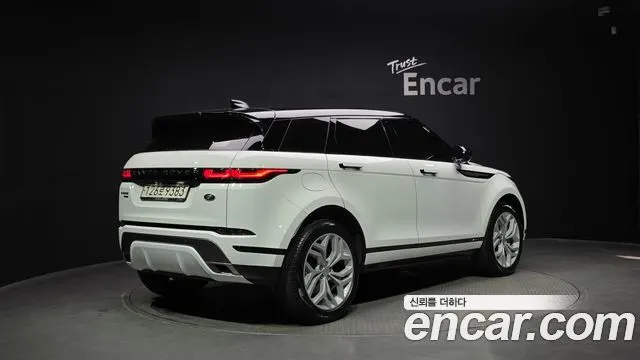 LAND ROVER RANGE ROVER EVOQUE (2 ПОК.) 2020 — 26 064 км, белый, Корея — под ключ — фото 1