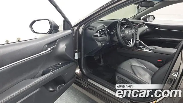 TOYOTA CAMRY 2019 — 75 755 км, коричневый, Корея — под ключ — фото 10