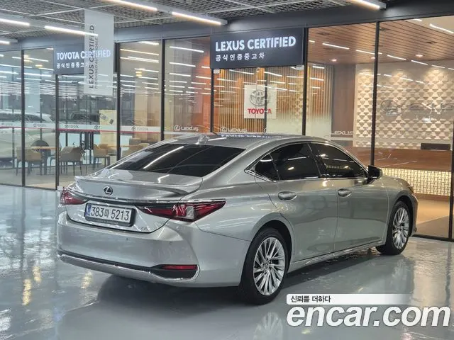 LEXUS ES300H 2026 — 13 713 км, светло-золотистый, Корея — под ключ — фото 2