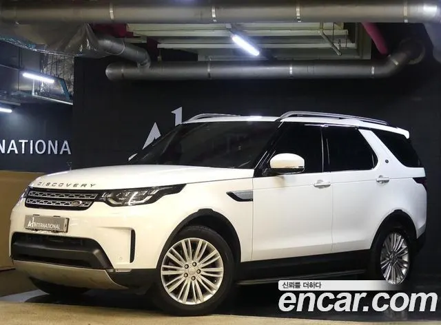 LAND ROVER DISCOVERY 5 2017 — 137 000 км, белый, Корея — под ключ — фото 3