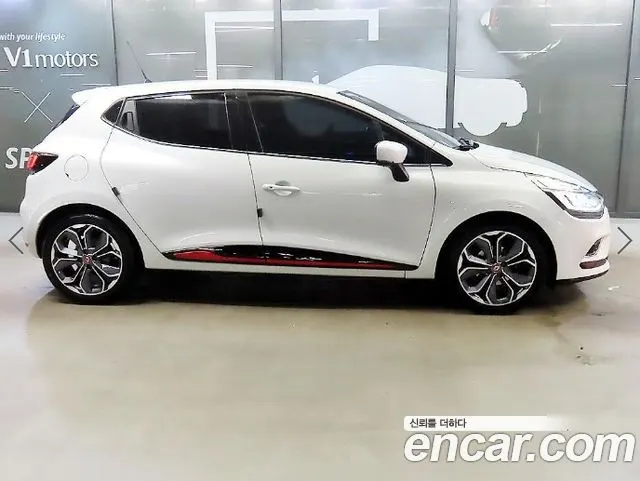 RENAULT KOREA CLIO 2019 — 103 371 км, белый, Корея — под ключ — фото 3