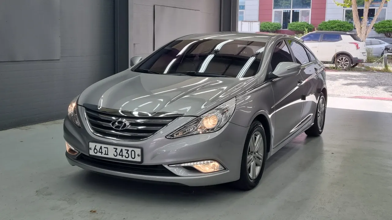 HYUNDAI SONATA THE BRILLIANT 2013 — 166 378 км, серебристый, Корея — под ключ — фото 12