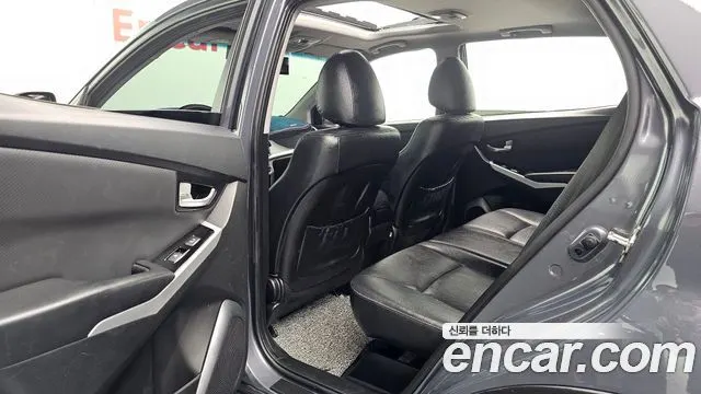 KGM STYLE KORANDO C 2017 — 173 902 км, серебристо-серый, Корея — под ключ — фото 11