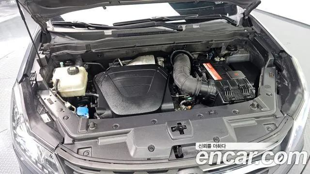 KGM STYLE KORANDO C 2017 — 173 902 км, серебристо-серый, Корея — под ключ — фото 6