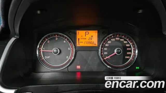 KGM STYLE KORANDO C 2017 — 173 902 км, серебристо-серый, Корея — под ключ — фото 8