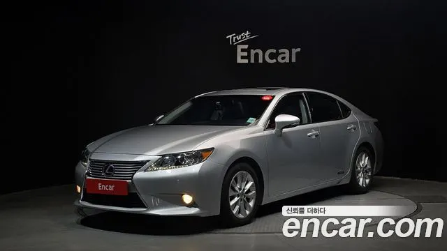 LEXUS ES300H — из Кореи под ключ