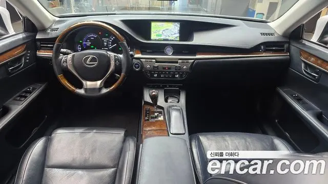 LEXUS ES300H 2013 — 116 206 км, серебристо-серый, Корея — под ключ — фото 7