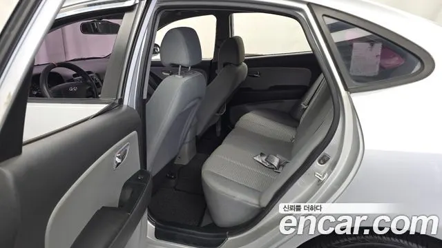 HYUNDAI AVANTE 2010 — 91 684 км, серебристо-серый, Корея — под ключ — фото 11