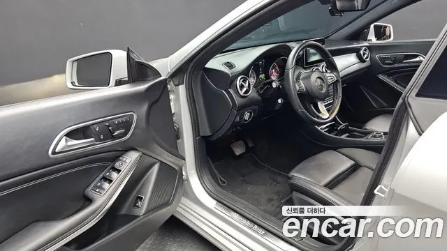 MERCEDES-BENZ CLA-CLASS C117 2016 — 114 171 км, серебристо-серый, Корея — под ключ — фото 10