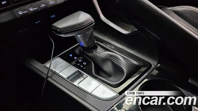 HYUNDAI AVANTE HYBRID 2023 — 77 473 км, серебристо-серый, Корея — под ключ — фото 9