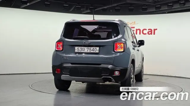 JEEP RENEGADE 2017 — 173 658 км, голубой, Корея — под ключ — фото 4