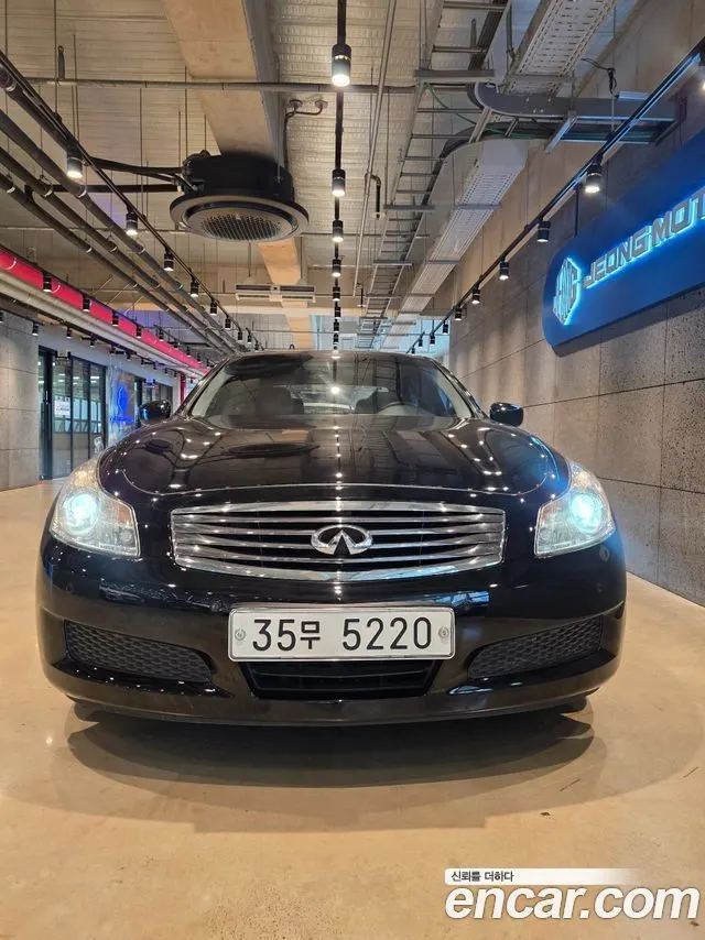 INFINITI G37 2009