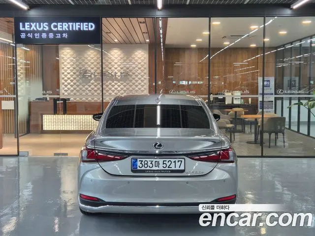 LEXUS ES300H 2026 — 7 352 км, светло-золотистый, Корея — под ключ — фото 4