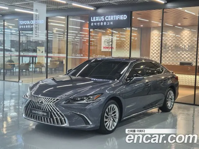 LEXUS ES300H — из Кореи под ключ