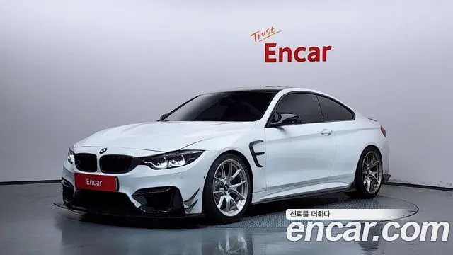 BMW M4 2016