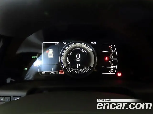 LEXUS ES300H 2026 — 12 960 км, серебристо-серый, Корея — под ключ — фото 9