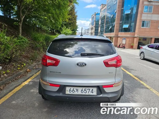 KIA SPORTAGE R 2011 — 220 000 км, серебристый, Корея — под ключ — фото 4