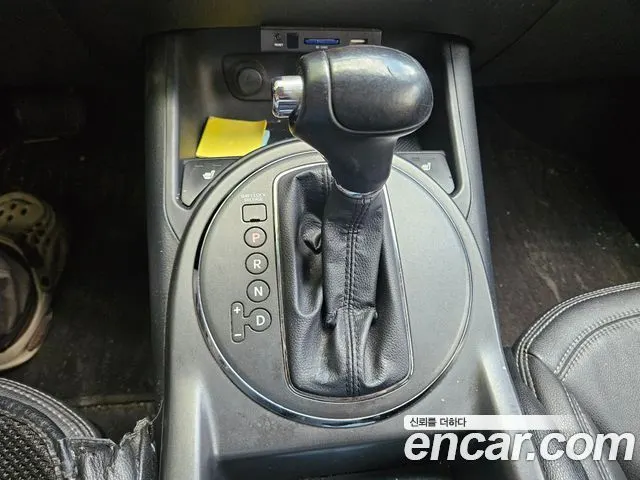 KIA SPORTAGE R 2011 — 220 000 км, серебристый, Корея — под ключ — фото 9