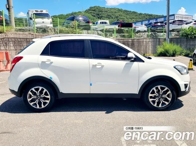 KGM KORANDO C 2016 — 115 700 км, белый, Корея — под ключ — фото 2