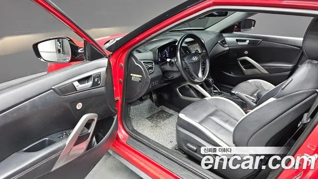 HYUNDAI VELOSTER 2015 — 49 864 км, красный, Корея — под ключ — фото 12