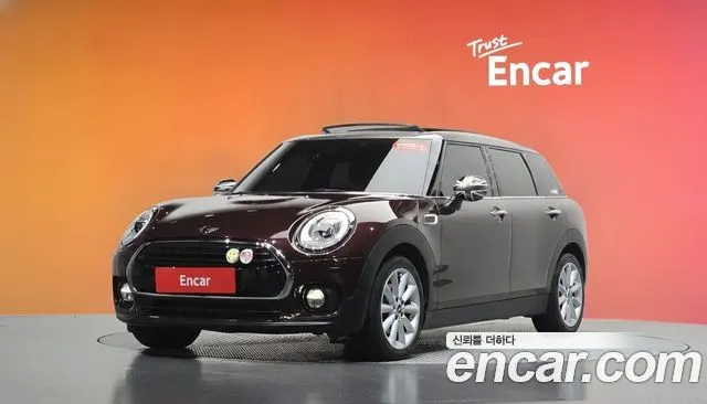 MINI COOPER D CLUBMAN 2018 — 98 367 км, коричневый, Корея — под ключ — фото 2