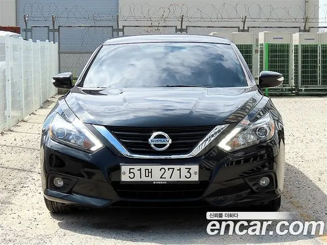 NISSAN ALTIMA 2017 — 135 641 км, чёрный, Корея — под ключ — фото 1