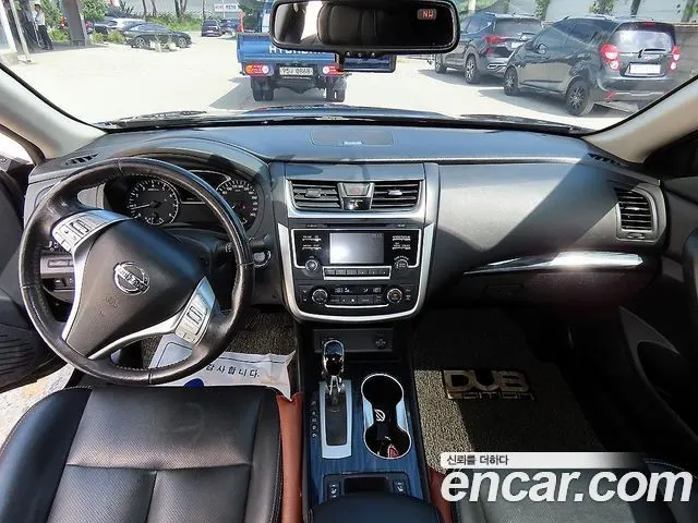 NISSAN ALTIMA 2017 — 135 641 км, чёрный, Корея — под ключ — фото 7