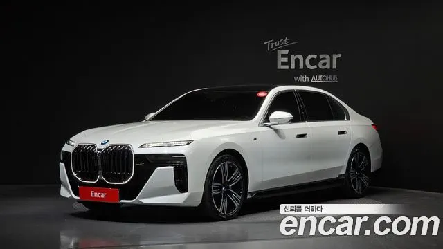 BMW I7 2025