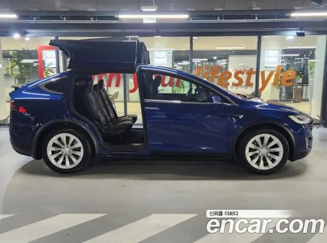 TESLA MODEL X 2020