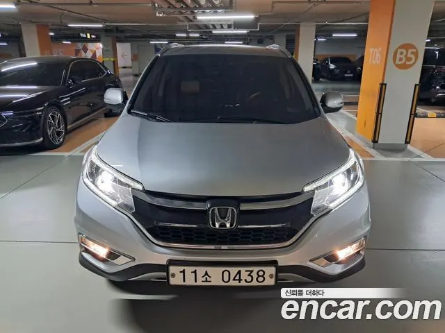 HONDA NEW CR-V 2016 — 87 966 км, серебристый, Корея — под ключ — фото 1