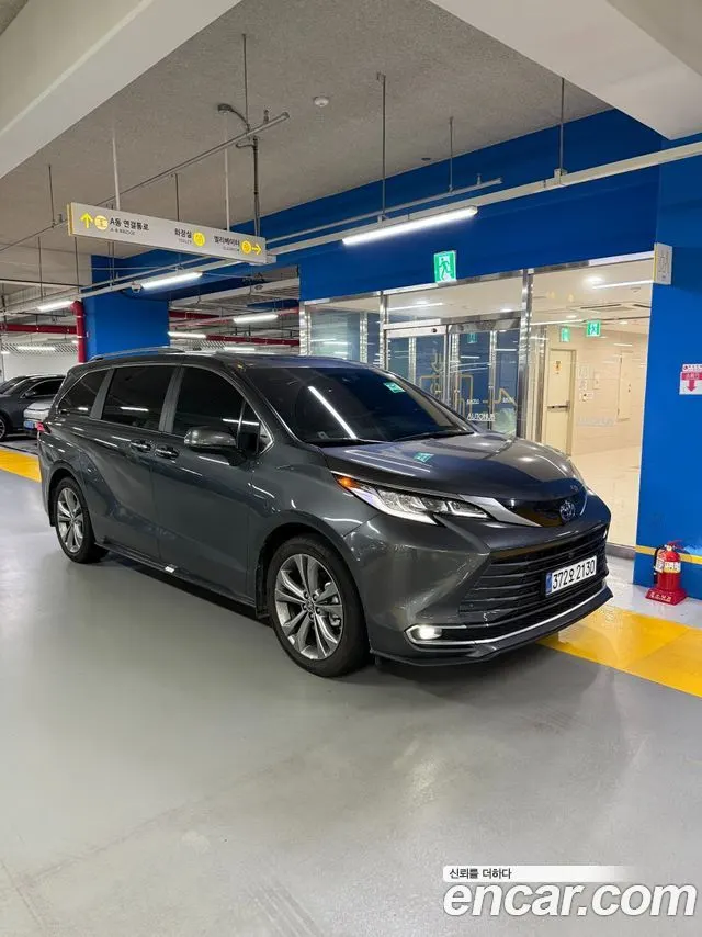 TOYOTA SIENNA — из Кореи под ключ
