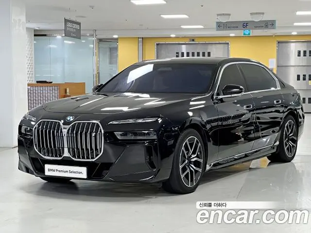 BMW I7 2024