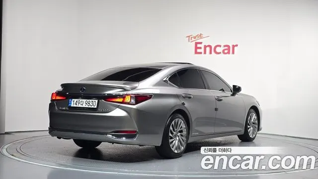 LEXUS ES300H 2019 — 75 487 км, светло-золотистый, Корея — под ключ — фото 2