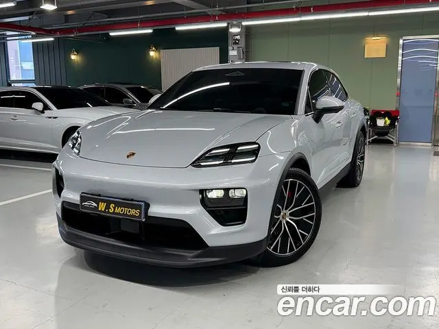 PORSCHE MACAN 2025 — 17 339 км, серебристо-серый, Корея — под ключ — фото 1