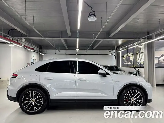 PORSCHE MACAN 2025 — 17 339 км, серебристо-серый, Корея — под ключ — фото 5