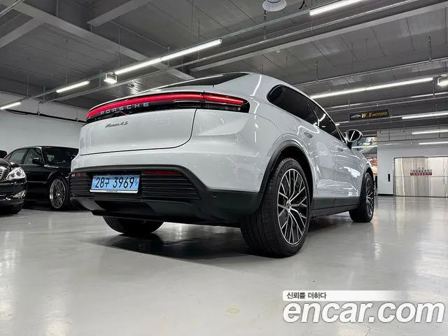 PORSCHE MACAN 2025 — 17 339 км, серебристо-серый, Корея — под ключ — фото 7