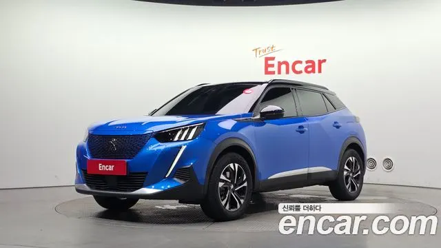 PEUGEOT E-2008 2023