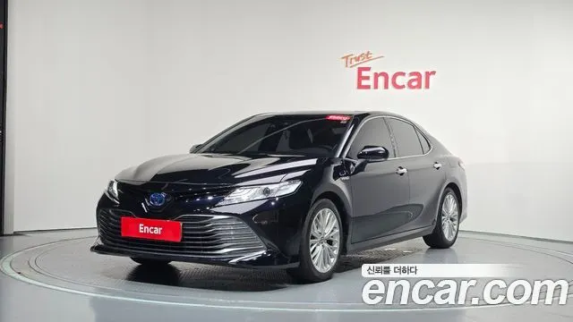 TOYOTA CAMRY 2018