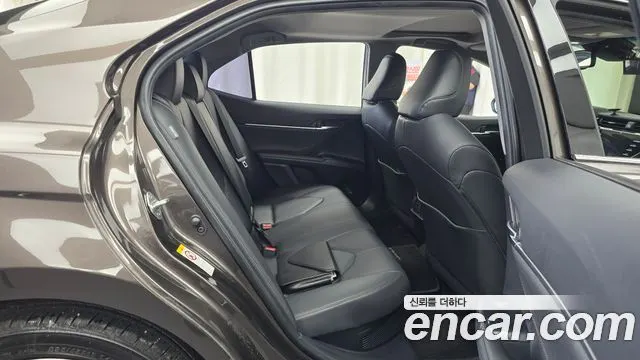TOYOTA CAMRY 2018 — 128 500 км, светло-золотистый, Корея — под ключ — фото 12